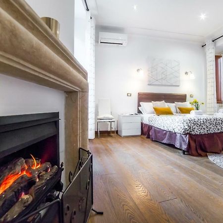 Sant'Angelo Apartments Рим Екстериор снимка